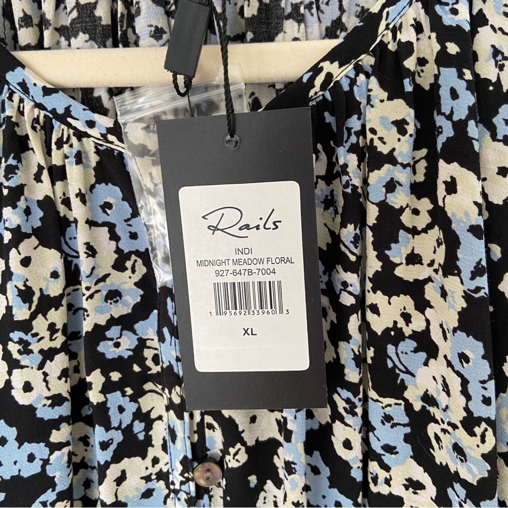 Rails NWT Indi Top Midnight Meadow Floral size XL Long Sleeve Popover - Picture 7 of 13